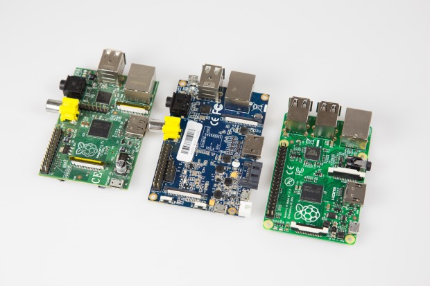 Links das Raspberry Pi B, in der Mitte das Banana Pi und rechts das Raspberry Pi B+